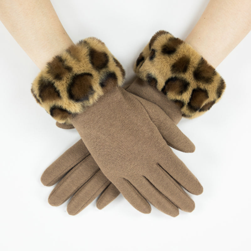 Faux Fur Trim, Suede Texture, Winter Gloves, Leopard Print, Warm Accessory, Fashion Gloves, Soft Handwear, Animal Pattern, Elegant Design, Luxury Feel, Cold Weather, Stylish Gloves, Comfort Fit