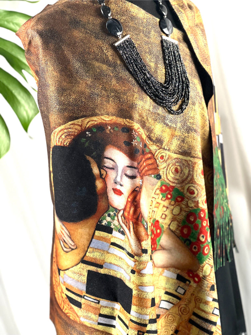 Art scarf, Fashion wrap, Gustav Klimt, Kiss print, Boho chic, Vintage style, Designer scarf, Luxury shawl, Elegant wrap, Artistic apparel, Gift for her, Museum piece, Statement scarf