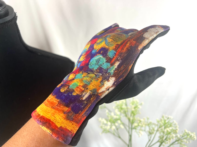 Art Gloves, Purple Handwear, Painted Gloves, Floral Gloves, Artistic Wear, Gold Touch Gloves, Lily Pattern, Impressionist, Crafted Gloves, Fine Art Mitts, Gallery Gloves, Art Lover Gift, Elegant Gloves