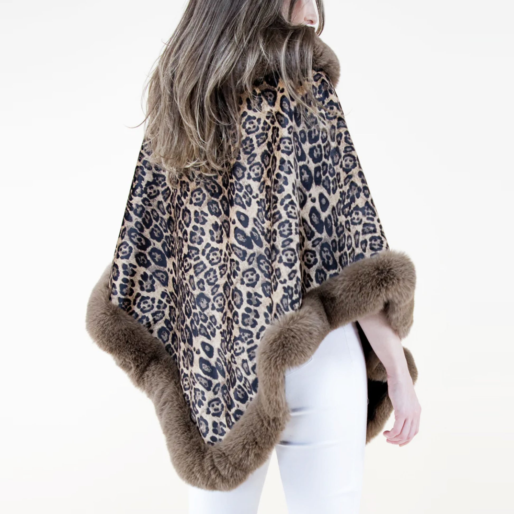 Leopard Poncho, Faux Fur Trim, Suede Cape, Handmade Wrap, Chic Shawl, Animal Print, Eco Chic Cape, Luxe Outerwear, Boho Poncho, Vintage Style, Trendy Wrap, Artisan Shawl, Fashion Cape