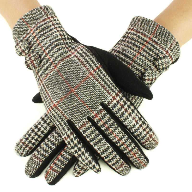 Handmade Gloves, Plaid Winter Wear, Touch Tech Ready, Eco Friendly, Warm Accessories, Gray Checkered, Soft Lined, Custom Fit, Fashion Gloves, Artisan Crafted, Women's Gloves, Elegant Warmth, Unique Gift Item