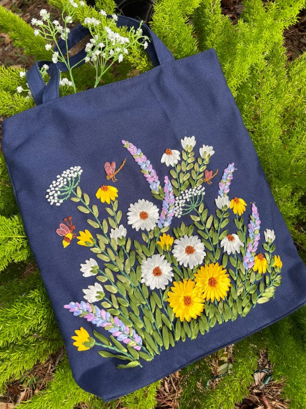 casual elegant tote