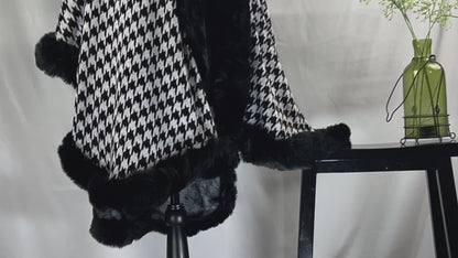 Elegant Houndstooth Cape with Luxe Faux Fur Trim - Timeless Black (One Size)